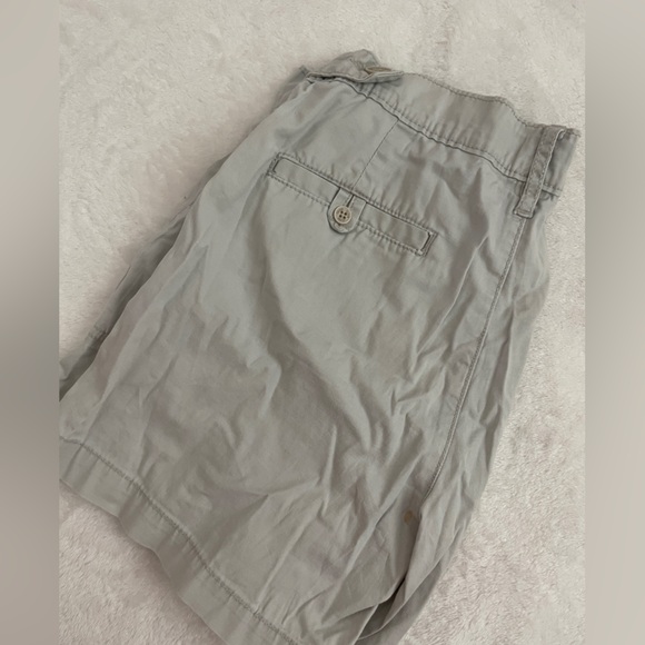 Calvin Klein, beige cargo shorts - Picture 3 of 3